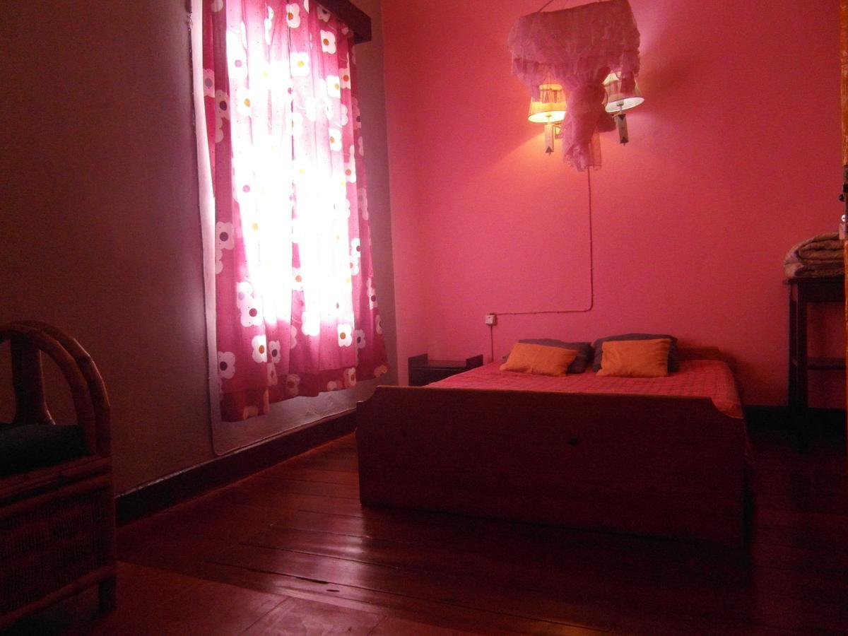 Three Palms Fianar Hotel Fianarantsoa Bagian luar foto